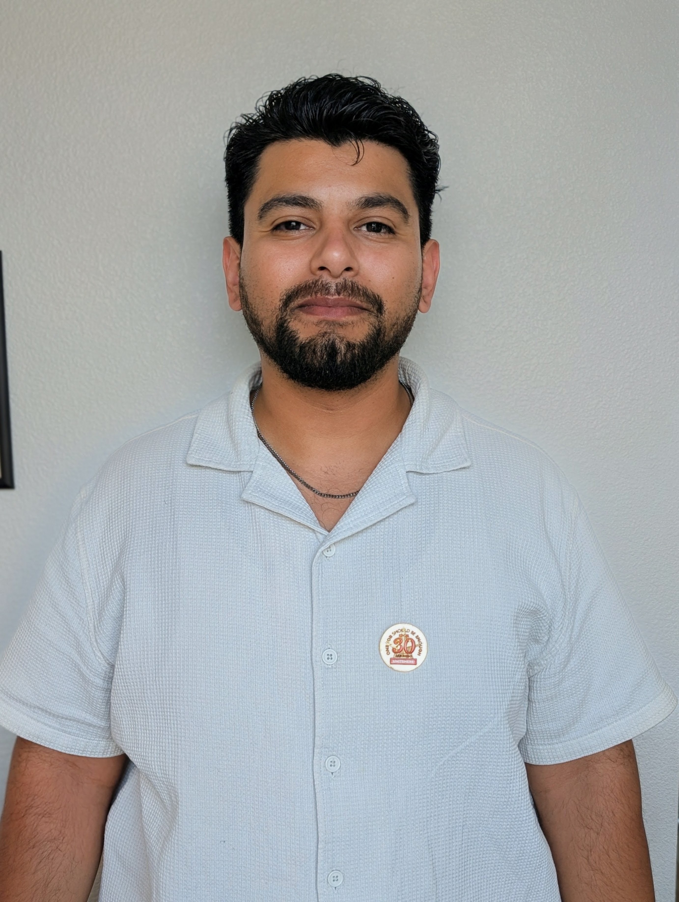 Alejandro Castillo​